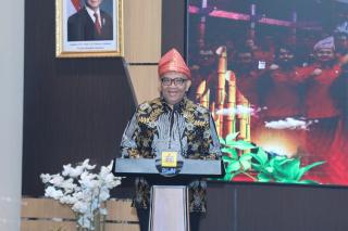 Wamenaker: Serikat Pekerja PLN Harus Jadi Mitra Strategis Hadapi Transformasi Energi